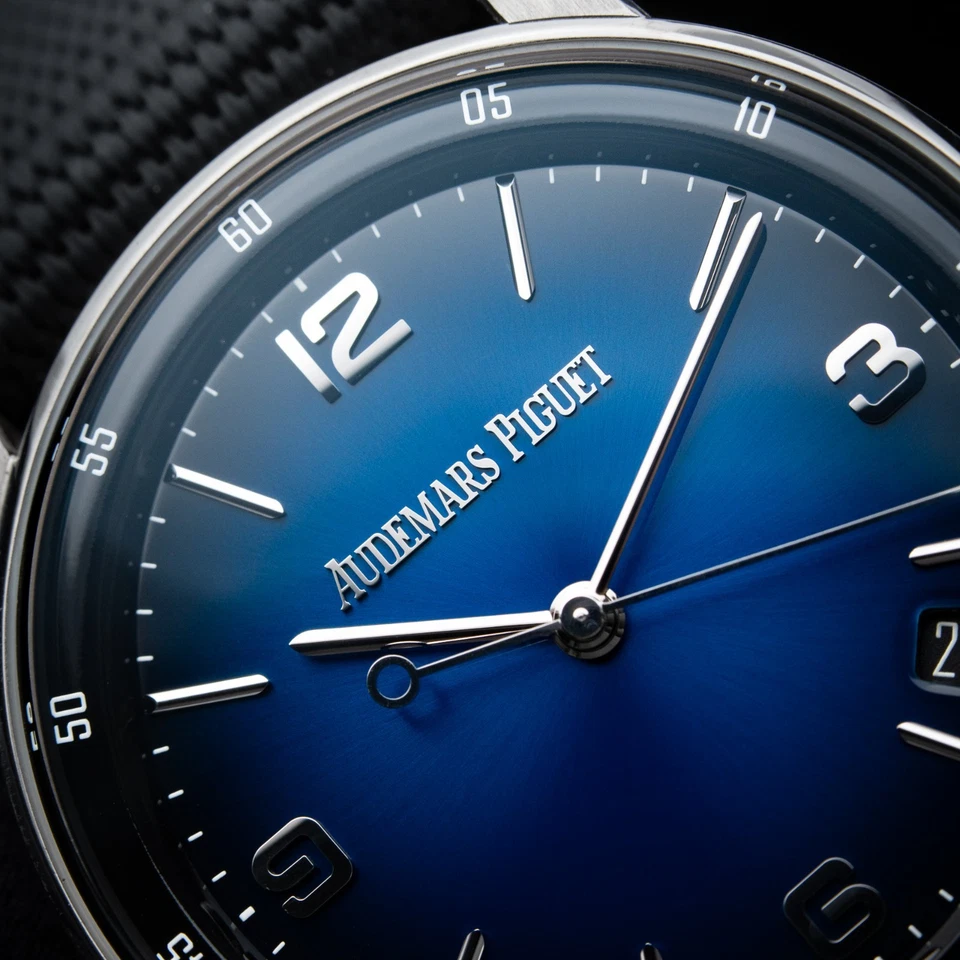 Audemars Piguet Code 11.59 Lacquered Blue Dial White Gold Rubber Set 41mm Watch - Image 3 of 4