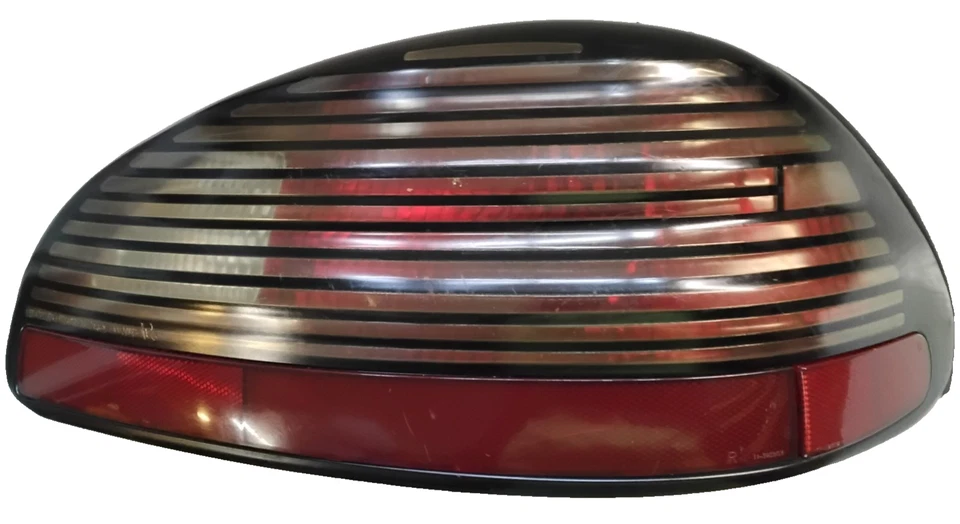 Pontiac Grand Prix: 1997, 1998, 1999, 2000, 2001, 2002, 2003, правый задний фонарь - Изображение 2 из 4