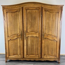 Wardrobe Vintage French Louis XVI Style Oak Four Door Carved Armoire LOT 4810