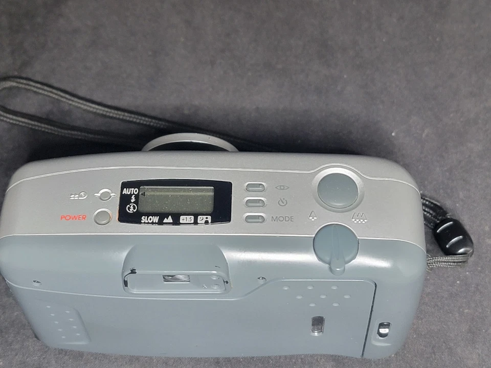 Bell and Howell Power Zoom PZ2100 33-70mm Point and Shoot Camera Tested Function - Image 3 of 4