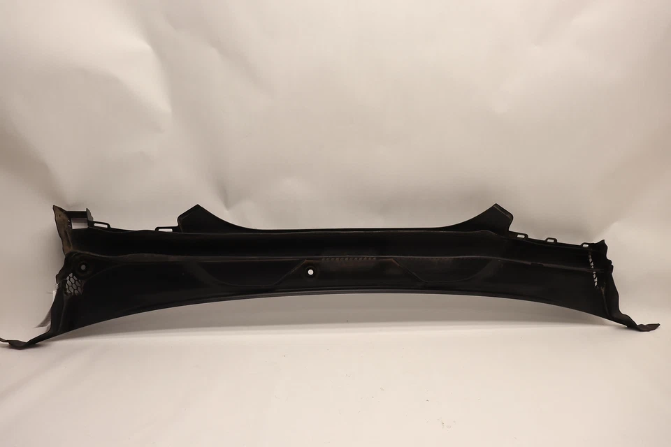 2017-2022 BMW 540I FRONT WINDSHIELD COWL PANEL GRILLE COVER OEM - Image 2 of 4