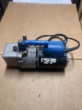 SPX Robinair CoolTech High Performance Vacuum Pump – Used – Worn Labels