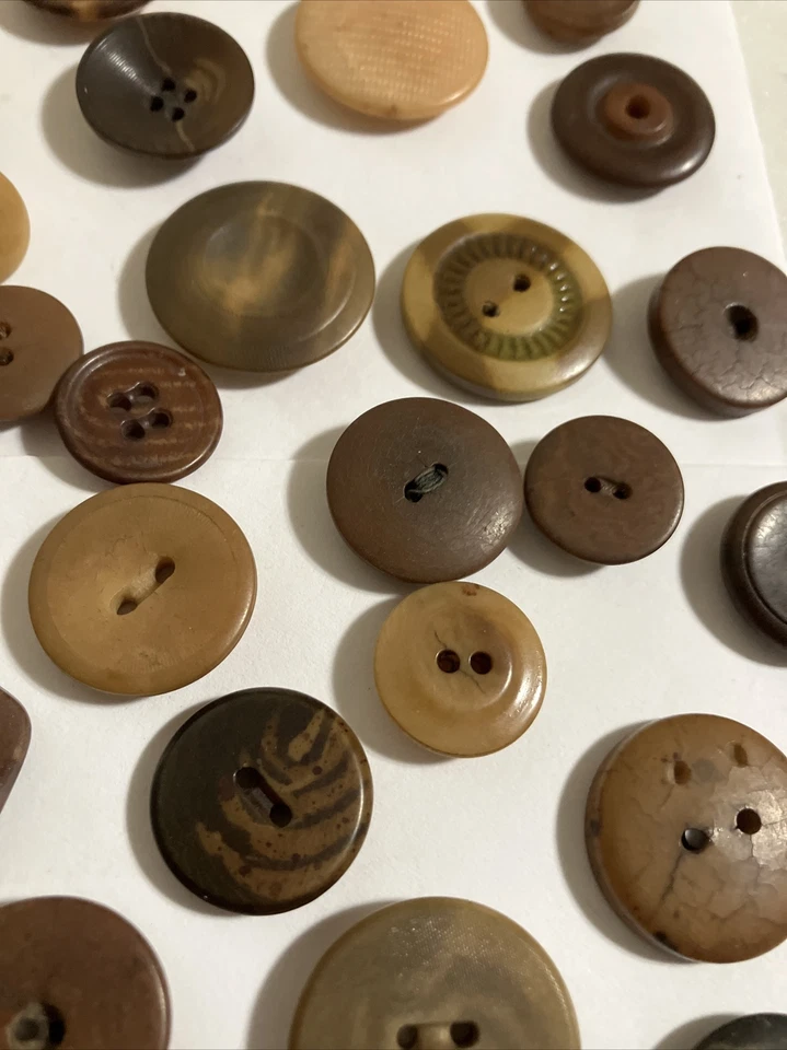 Antique VTG Brown Tan Tortoise Mixture Of Assorted Awesome 40 Buttons Lot 1 - Image 4 of 4