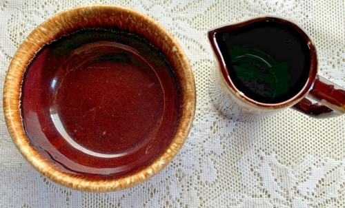 Brown Drip Ware Soup Cereal Bowl Creamer Cream Pitcher Japan Macoy or Hull - Picture 2 of 3