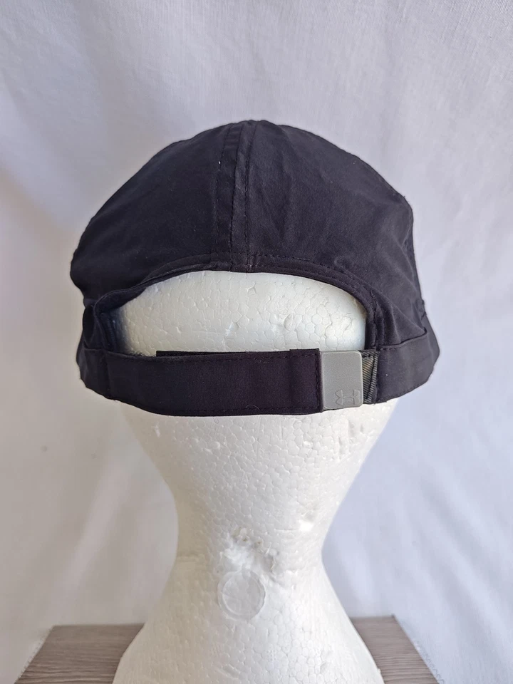 Sombrero para correr Under Armour negro para mujer cierre de gancho y bucle yoga informal ventilado Foto 3 de 4