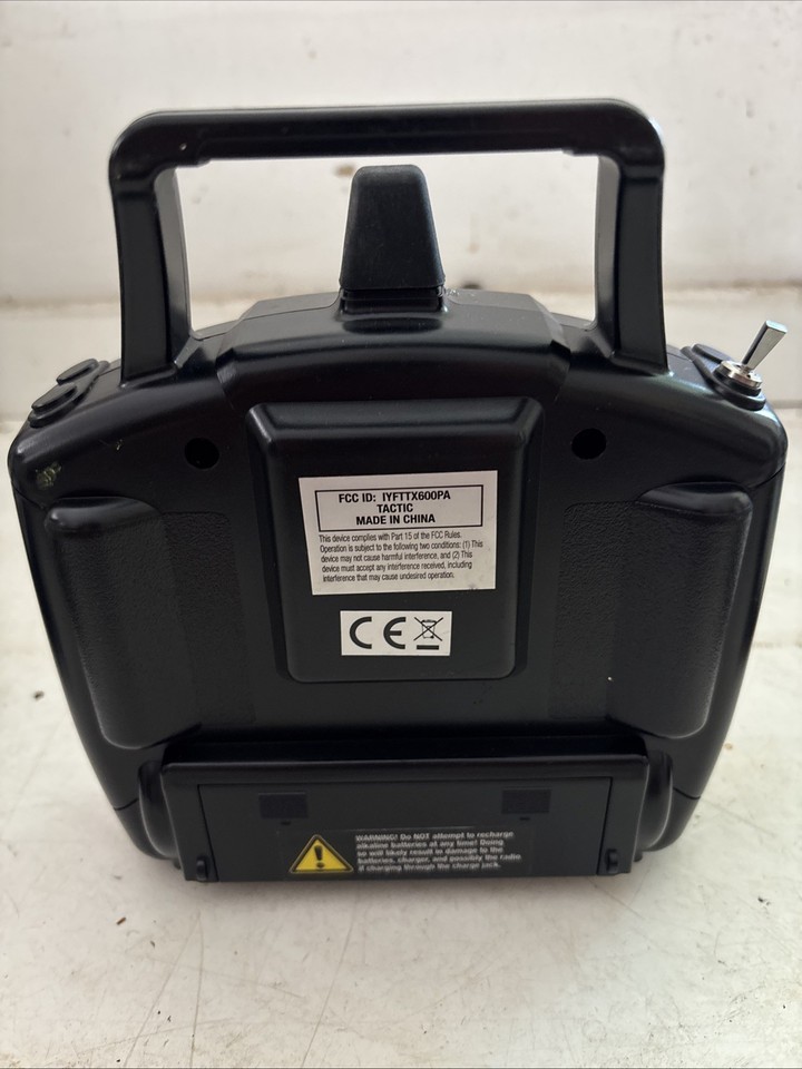 Tactic TTX404 RC SLT 2.4ghz Spread Spectrum Transmitter. Tested | eBay