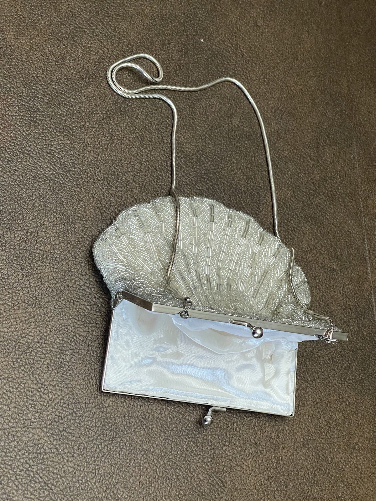 André Cellini White Beaded Clamshell evening bag … - image 11