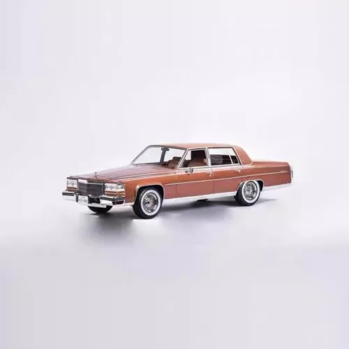 BOS 1/18 Cadillac Fleetwood Brougham 1982 Edition EXTREMELY RARE. - Picture 2 of 6