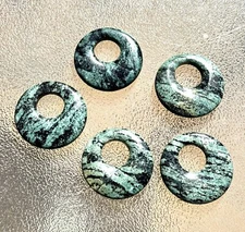 Pack of 5 ~ Pi Stone Pendant 45mm GoGo Donut ~ Green African Turquoise