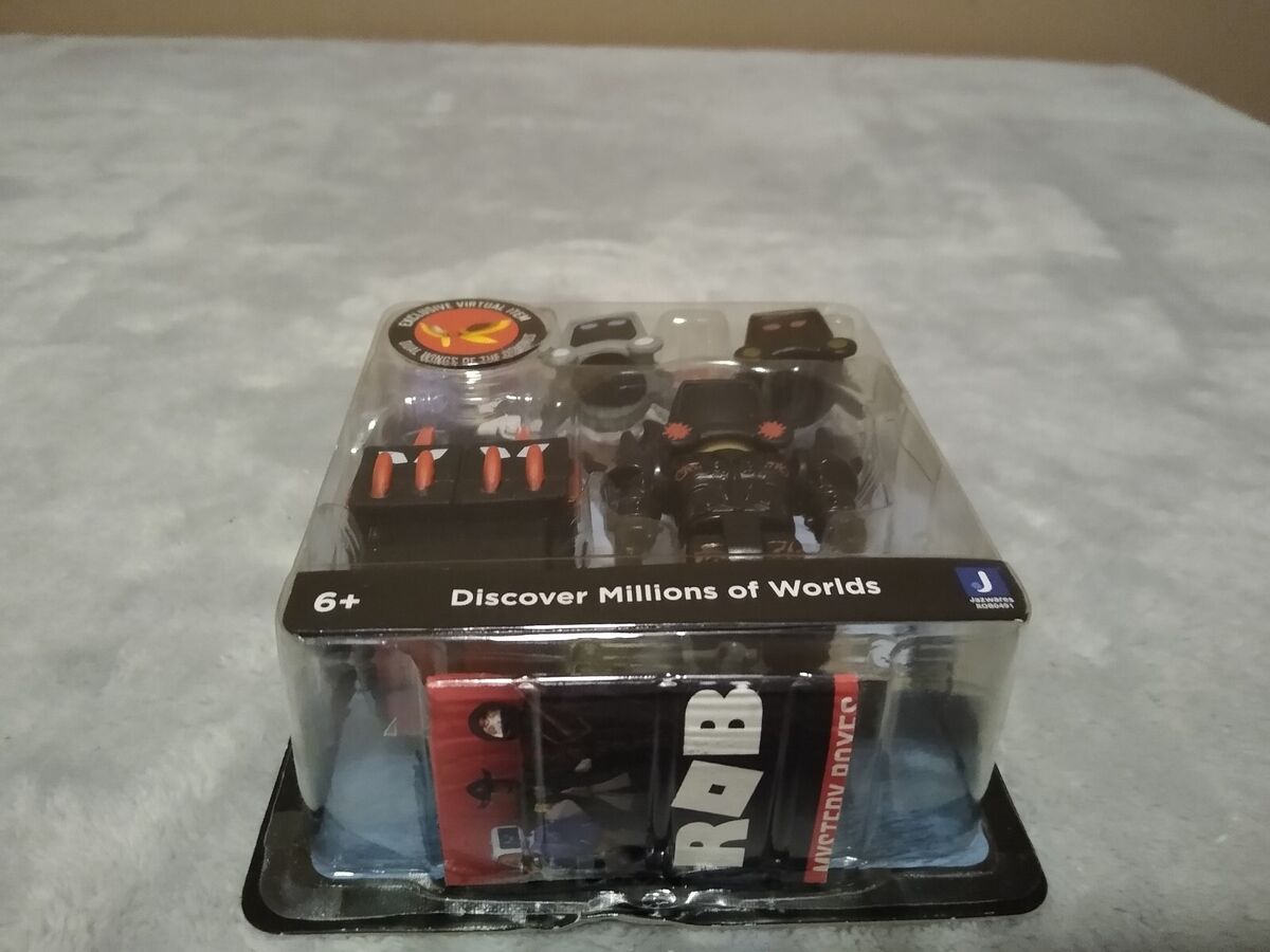 Roblox ULTIMATE DOMINUS LEGEND 2.5 In Figure Dual Wings Virtual