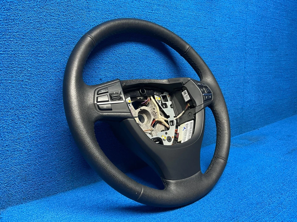 2011 - 2016 BMW 5 528xi F10 BASE DE COURO VOLANTE COM INTERRUPTOR MULTIFUNCIONAL FABRICANTE DE EQUIPAMENTO ORIGINAL - Imagem 3 de 4