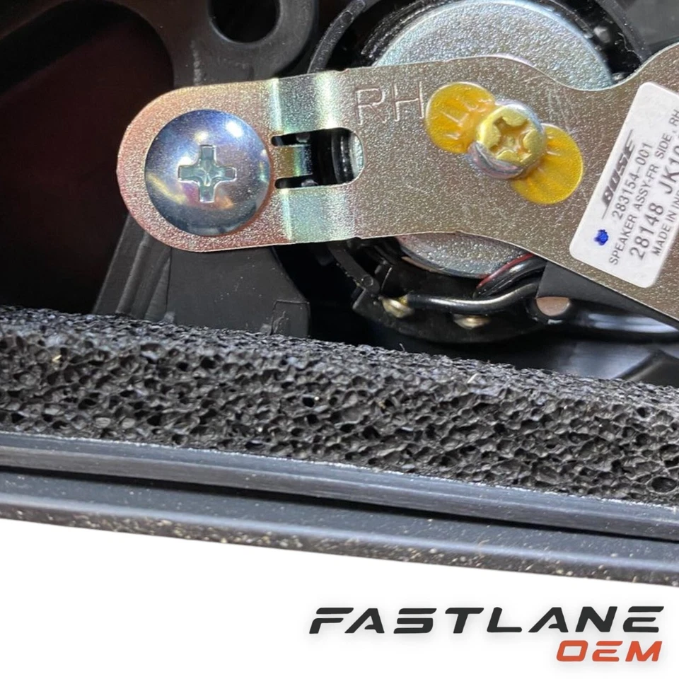 INFINITI Q70 2014-2019 CUBIERTA EMBELLECEDOR SUPERIOR DELANTERO DERECHO NUEVO OEM 802D4 1MA0A Foto 3 de 4