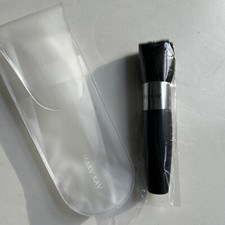 Mary Kay MINERAL POWDER FOUNDATION BRUSH brand NEW