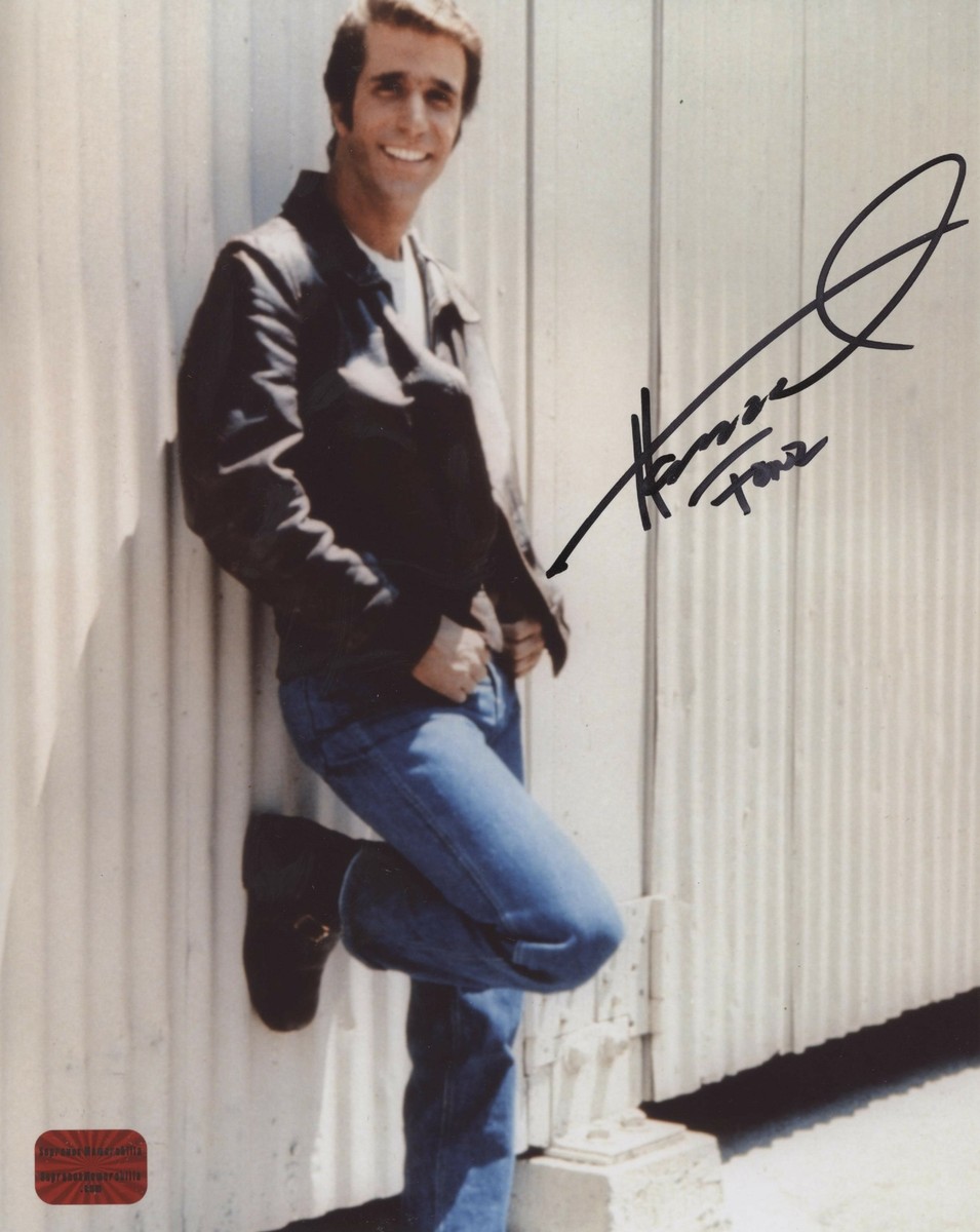Henry Winkler Happy Days signed 8x10 Foot on Wall 