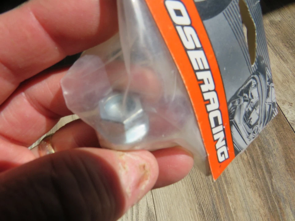 Enchufe de drenaje magnético Moose Racing Suzuki RMZ250F 04-06 Kawasaki KX250F 04-06 OM23 Foto 2 de 3