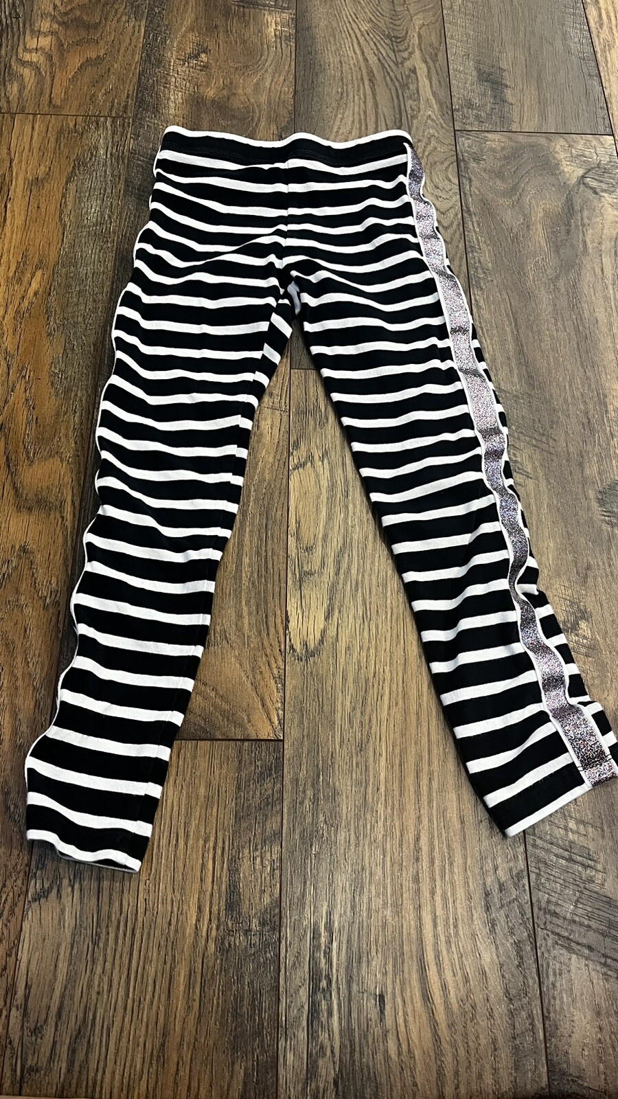 Picture 2 of 6