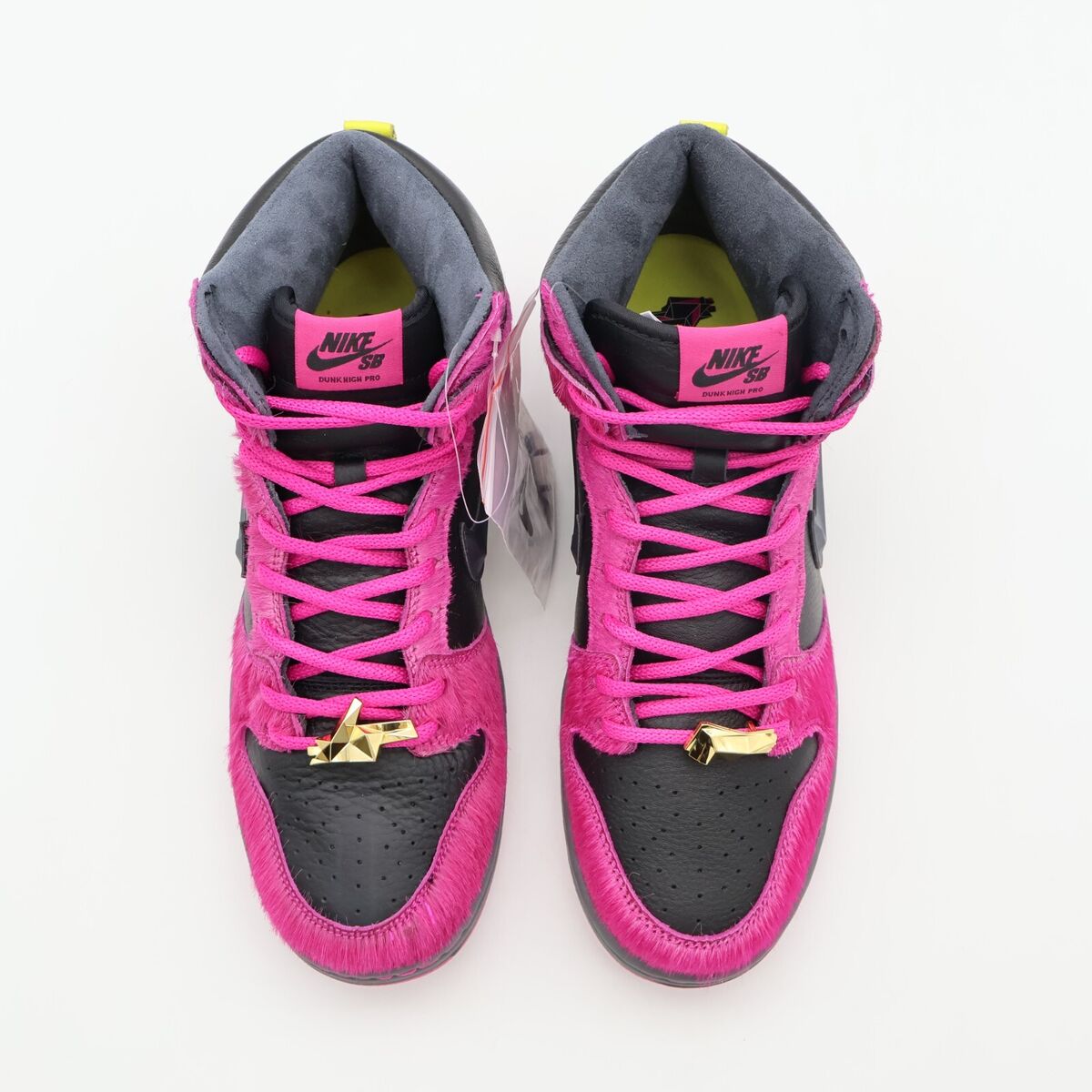 DX4356-600 Run The Jewels Nike SB Dunk High Active Pink DX4356-600 Run The Jewels Nike SB Dunk High Active Pink