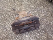 VOLVO V50 MW Bremssattel vorne links 2.00 Diesel 98kw 2006 33860179