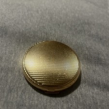 Compacto con espejo vintage Elizabeth Arden tono dorado hecho en Suiza
