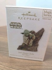 Hallmark Keepsake Star Wars Jedi Master Yoda Ornament 2011