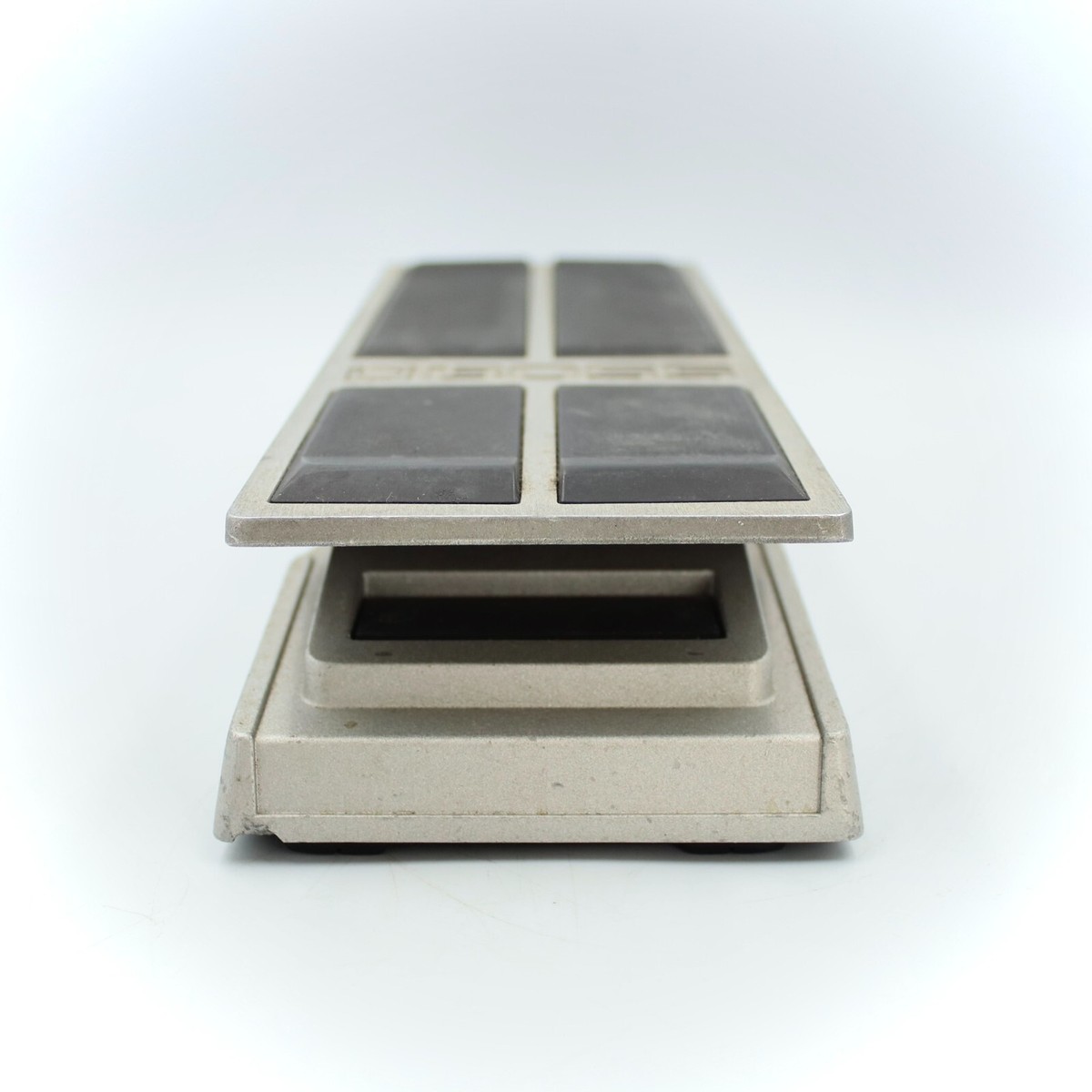 その他 OSS FV-500H FOOT VOLUME Boss FV-500H Foot Volume Pedal - High Impedance | Sweetwater