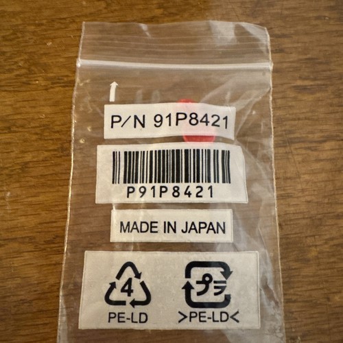 - Genuine IBM ThinkPad Trackpoint Tip Cap Pack 91P8421 - Afbeelding 2 van 3