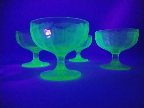 Uranium Depression Vaseline Glass Green Dessert Cups Set Of 4 Glows In UV Light
