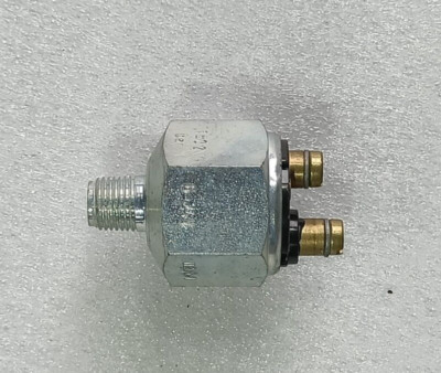 Original Doosan Schalter Manometer 65.27441-6001