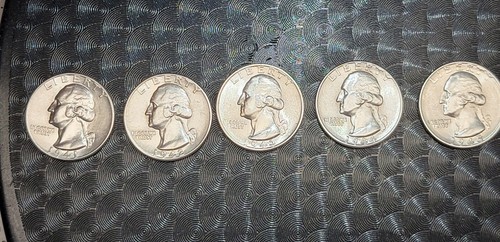 1941-1945 Washington Silver Uncirculated Quarters 90% 5 coin lot, WWII Coins - Picture 6 of 9