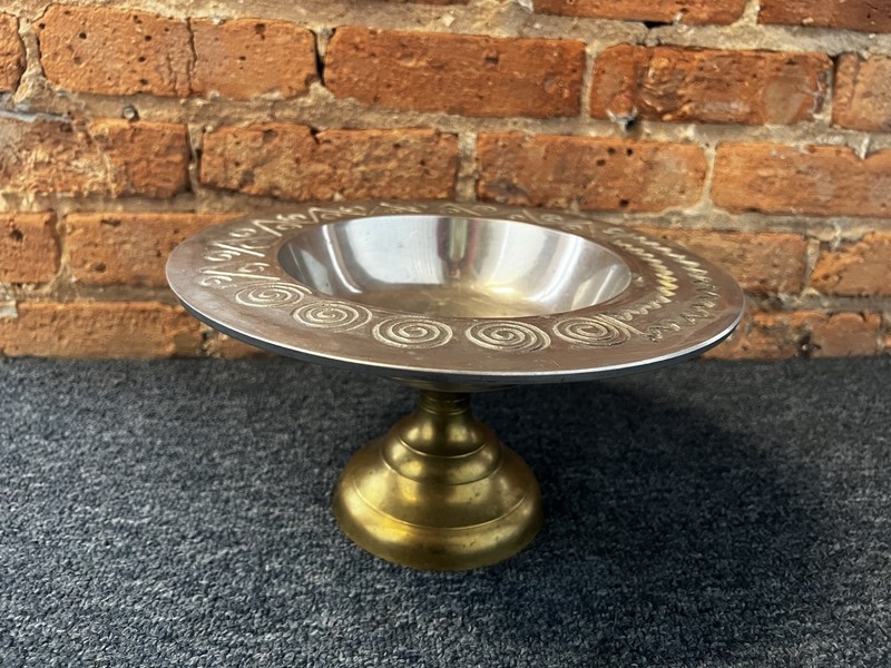 Decorative Pewter bowl  brass base India Centerpiece Fruit bowl Display dish