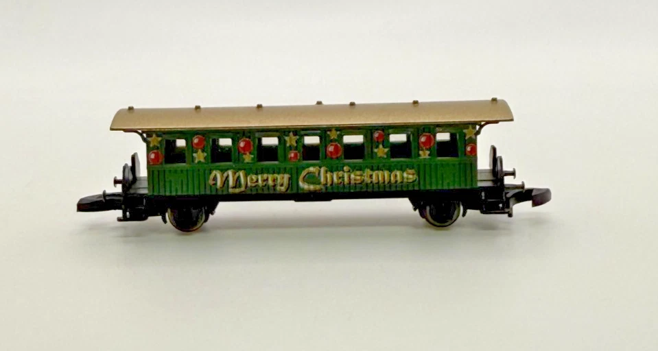 Z Scale Marklin 82151 Christmas Passenger Car With Original Box - Image 2 of 4