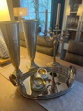 Metalltablett oval Silberoptik mit Lederhenkel Größe 60 cm