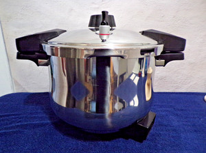 Poêle à frire profonde avec revêtement en marbre 24 cm KLAUSBERG KB-7666