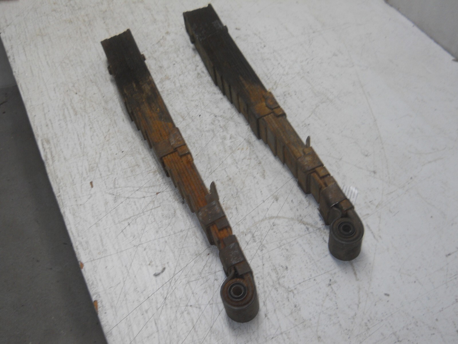 Austin Healey Bugeye Sprite MKll MG Midget rear springs lowered 15 leaf