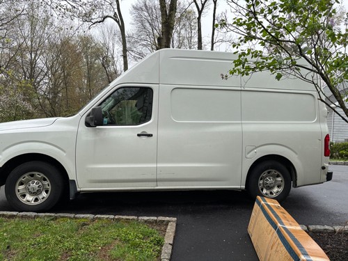 2017 Nissan Cargo Van High Roof Cargo Van - Picture 2 of 4