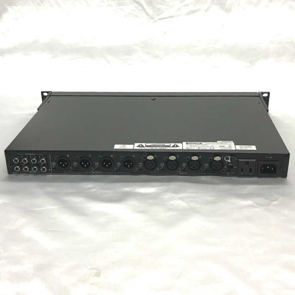 TASCAM LA-40mkIII Unbalanced Balanced Line Converter Black