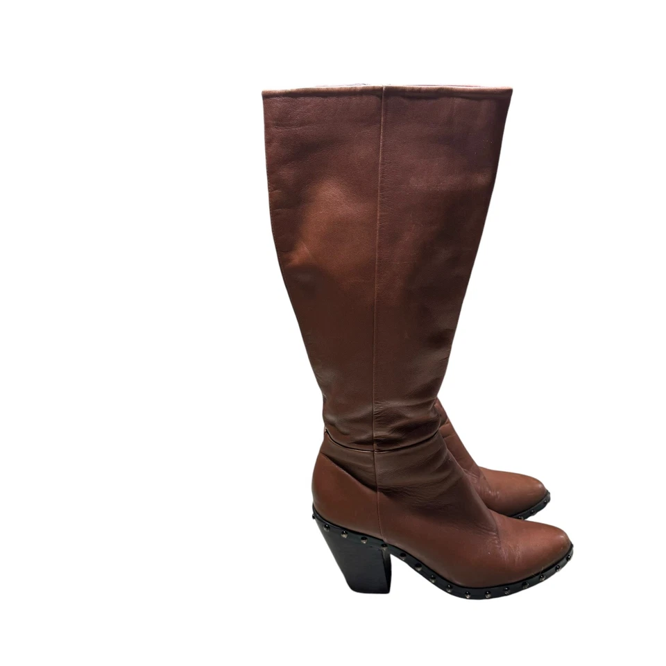 Fergie Olympia Tan Leather Studded Y2K Vtg Zip-Up Tall Heeled Boots Womens 5.5 - Image 2 of 4