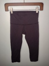 Lululemon Womens Cropped Capri Leggings 8 Black Yoga Athleisure Active A2