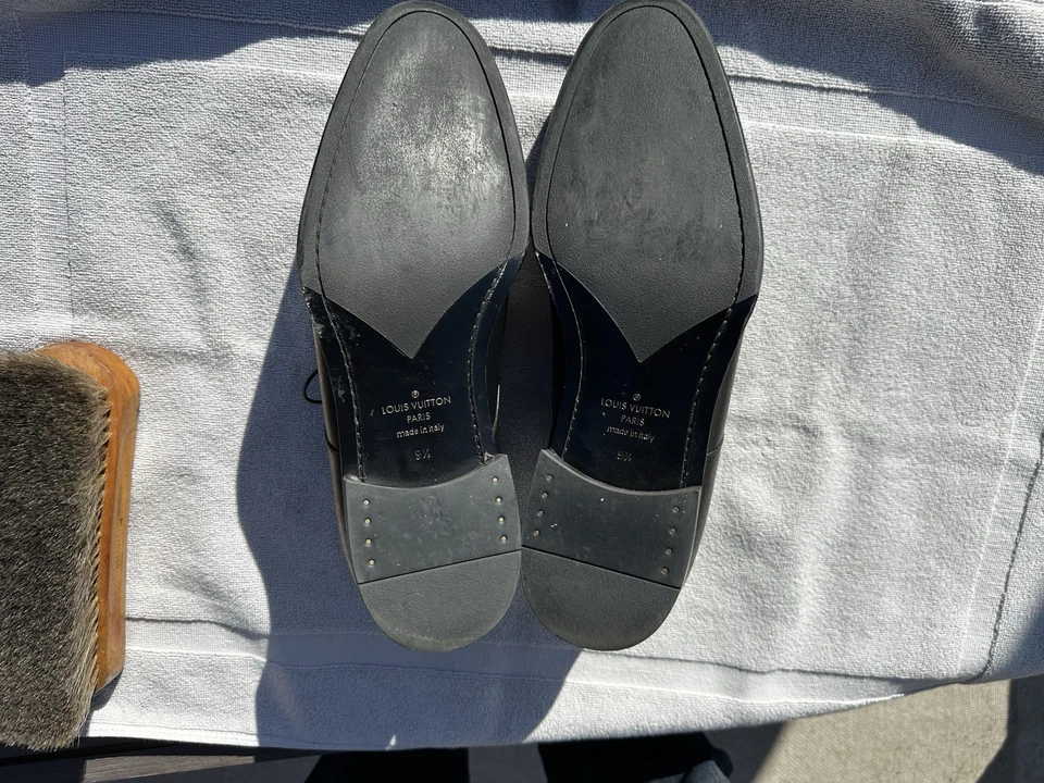 Zapatos de vestir Louis Vuitton de cuero taiga negros para hombre talla LV 9,5 EE. UU. talla 10,5 Foto 4 de 4