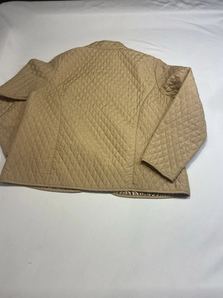 Chaqueta acolchada para mujer Briggs New York talla 16W beige Foto 3 de 4