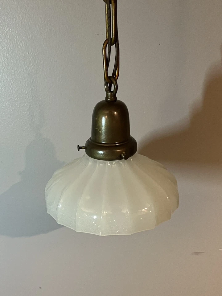 Lámpara colgante individual con cable con pantalla festoneada 3H Foto 2 de 4