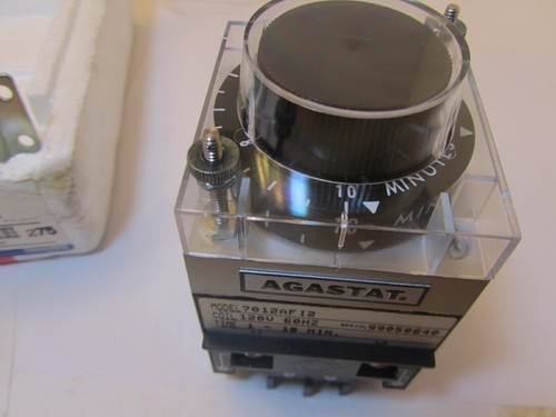 Agastat Timing Relay 7012AFI1 Coil 120 V Time 1 - 10 Min - Picture 6 of 12