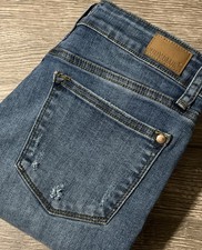 Judy Blue Relaxed Fit Mid Rise Distressed Cuffed Ankle Jeans SZ 29 28x26 