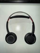 Plantronics Voyager Focus UC B825 With Charging Stand