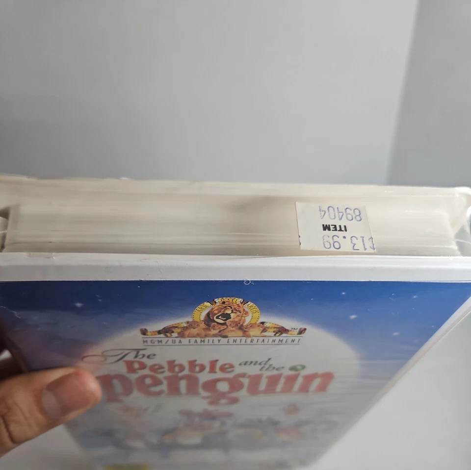 VHS - The Pebble and the Penguin - MGM - Great Condition - Image 4 of 4