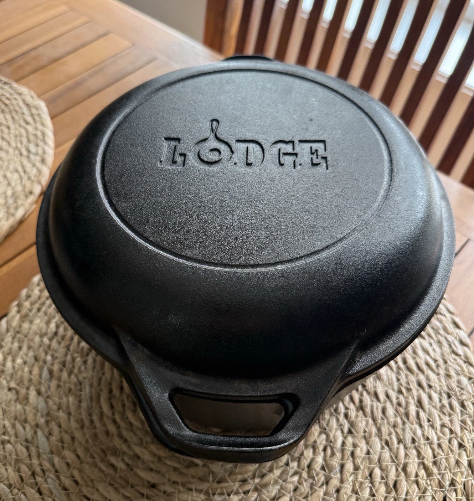 Lodge Cast Iron Double Dutch Oven With Lid 5 Quart With Insert Meat Trivet