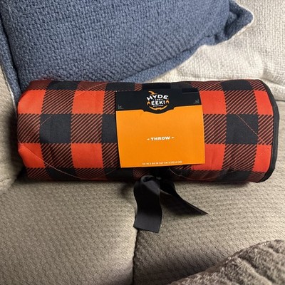 Hyde & and EEK Boutique 50x60 Black & Orange Halloween Throw Blanket