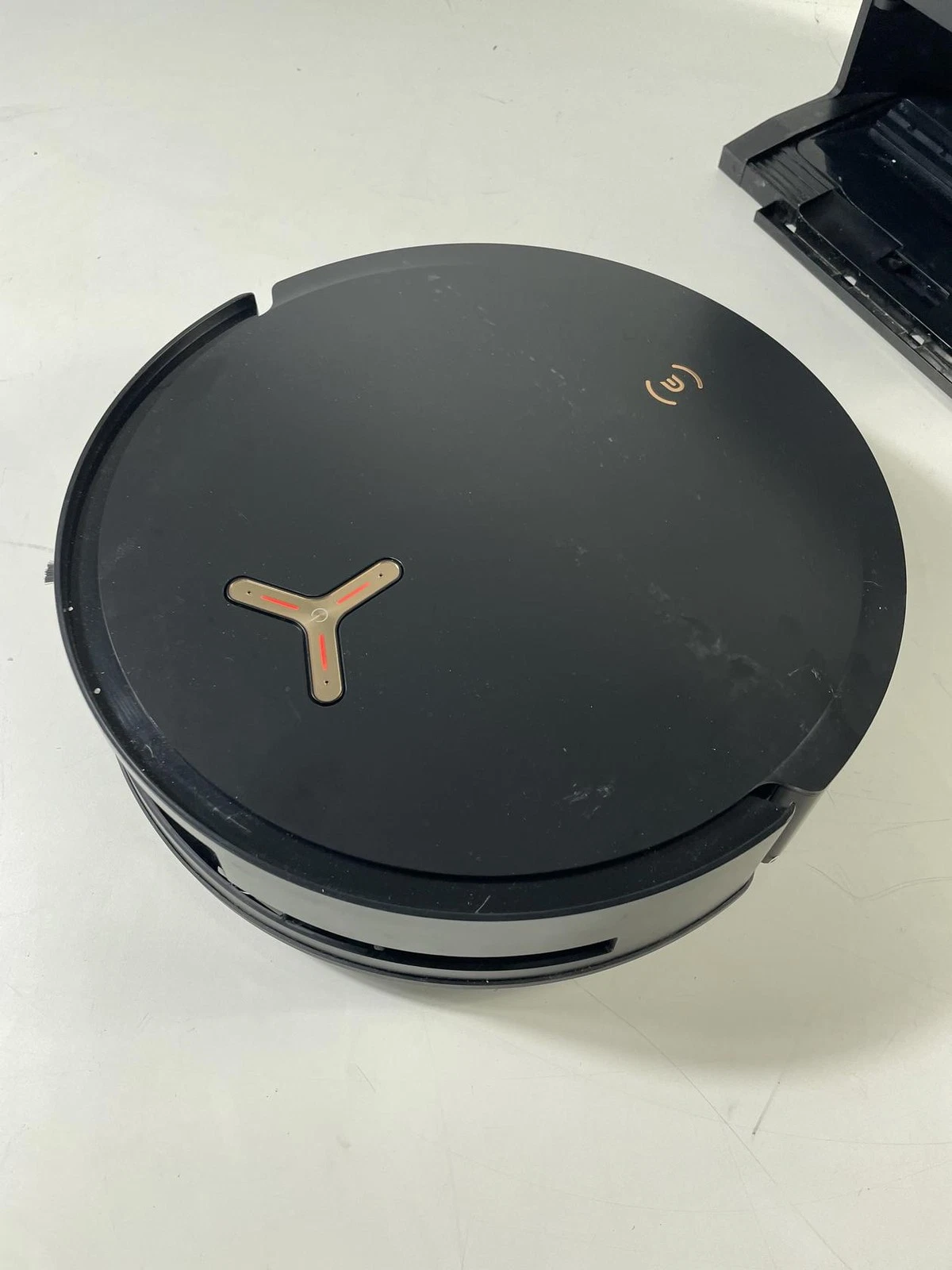 ECOVACS DEEBOT X8 PRO OMNI Robot Vacuum and Mop, 18000Pa, OZMO ROLLER PC1726961
