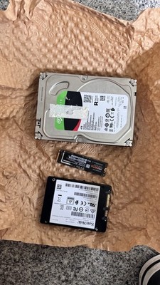 Festplatten Set 4TB HDD, 500GB SSD, 500GB M2