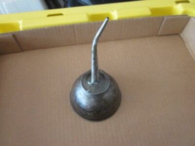 Thumb Pump Oil Can Oiler -  6 1/2'' TALL  3 1/2'' ACROSS THE BOTTOM